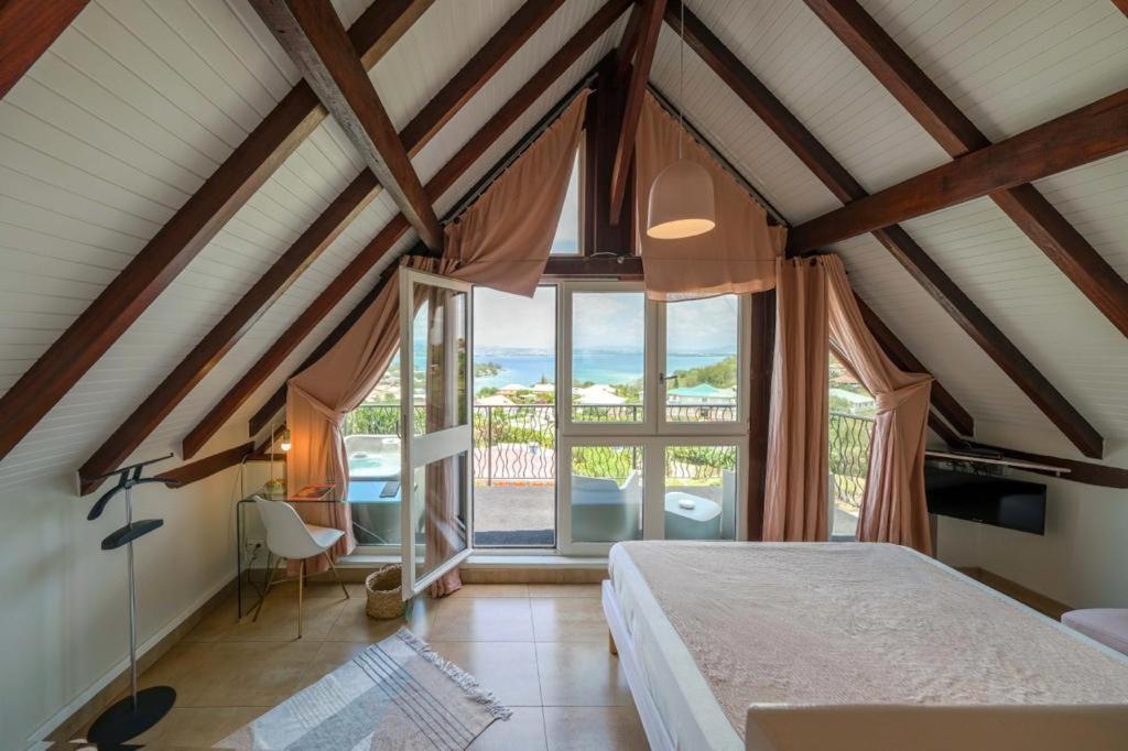 La Suite Villa เลส์ทรัวส์-ซีเลต์ ภายนอก รูปภาพ
