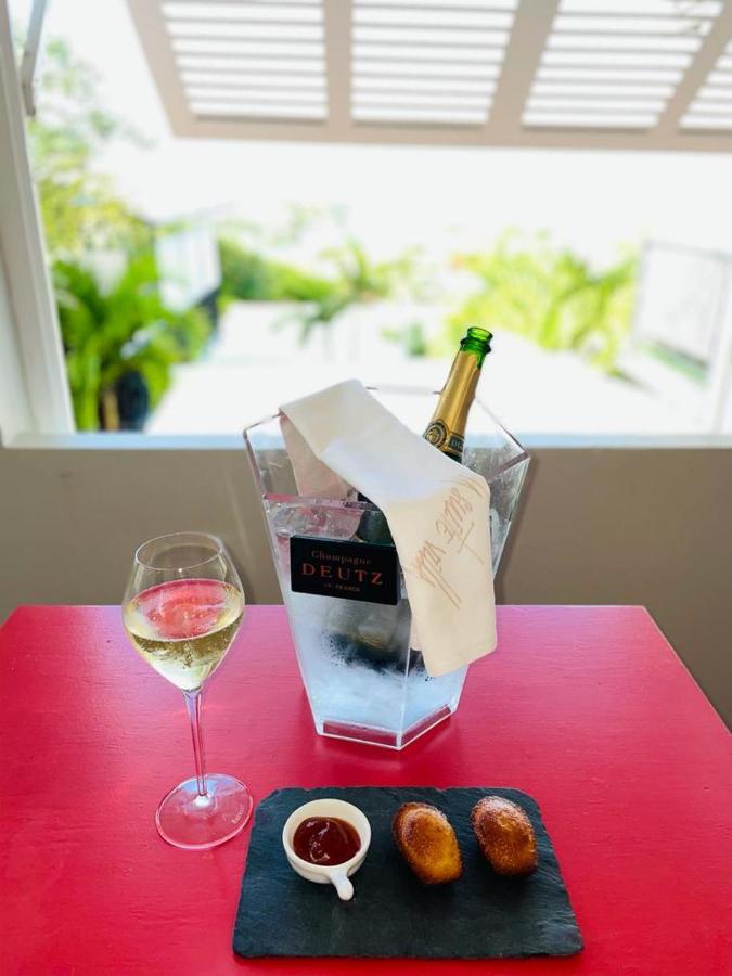 La Suite Villa เลส์ทรัวส์-ซีเลต์ ภายนอก รูปภาพ