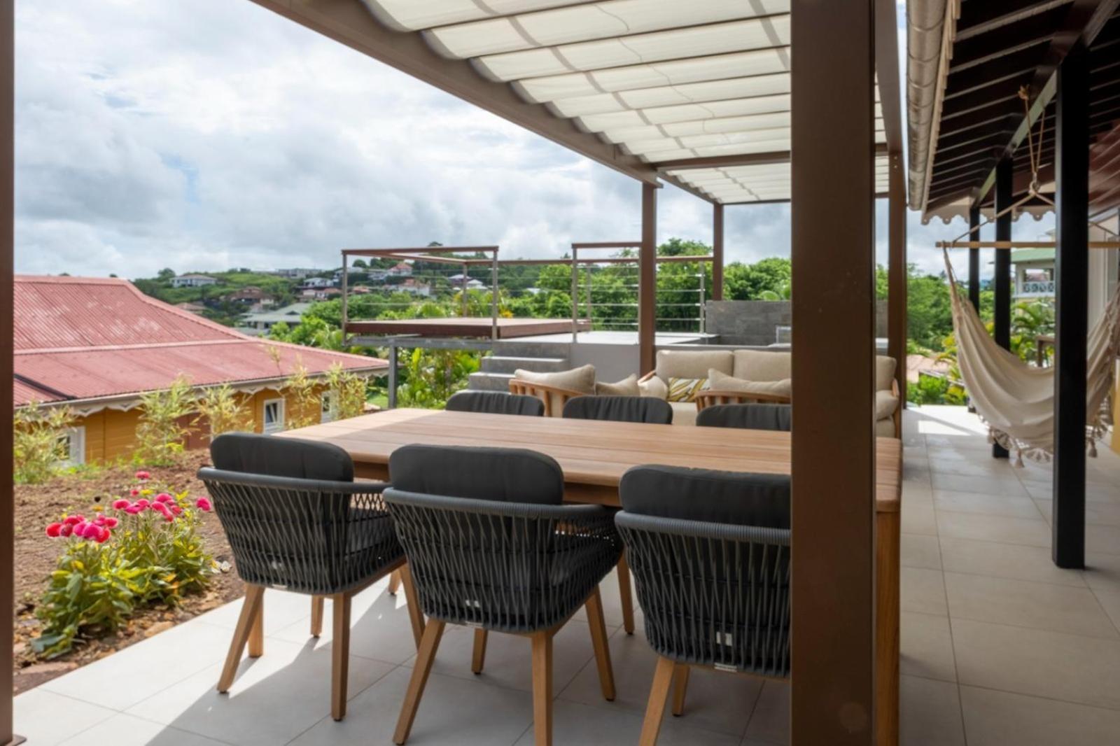 La Suite Villa เลส์ทรัวส์-ซีเลต์ ภายนอก รูปภาพ