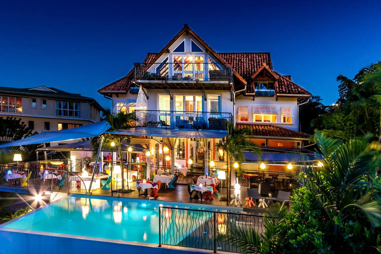 La Suite Villa เลส์ทรัวส์-ซีเลต์ ภายนอก รูปภาพ