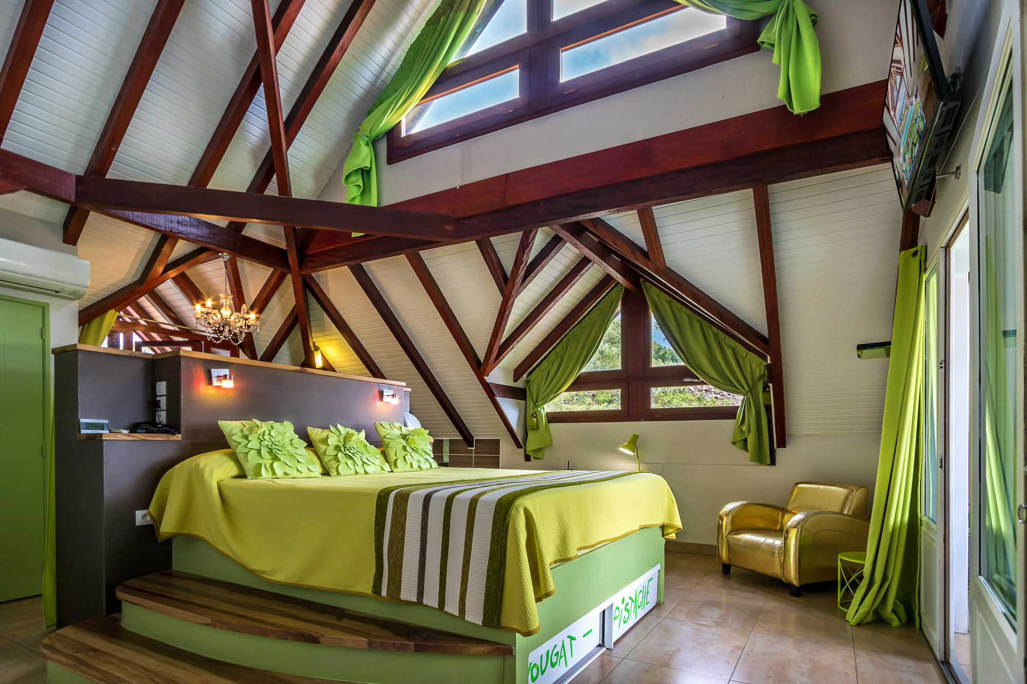 La Suite Villa เลส์ทรัวส์-ซีเลต์ ภายนอก รูปภาพ