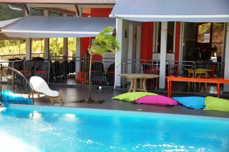La Suite Villa เลส์ทรัวส์-ซีเลต์ ภายนอก รูปภาพ